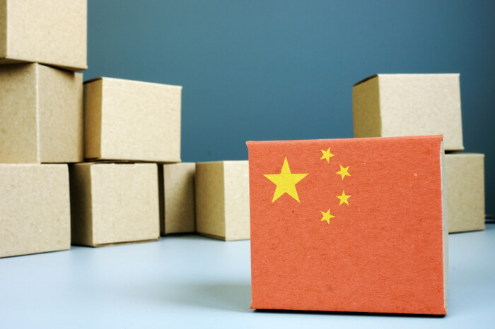 Paket mit Chinaflagge