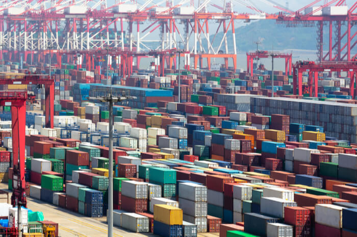 Container im Hafen Shanghai