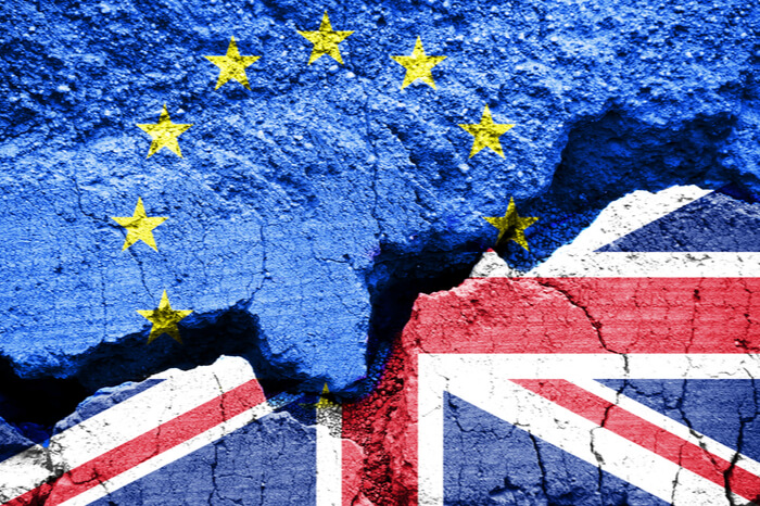 Britische und EU-Flagge Symbolbild Brexit