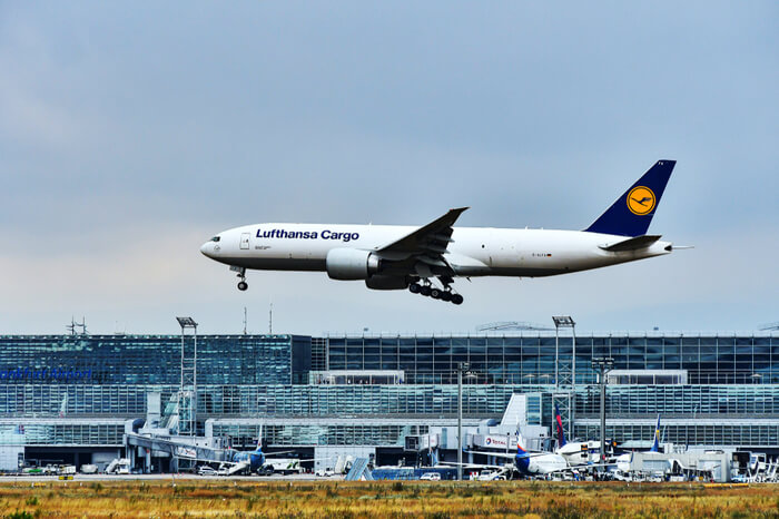 Langstreckenflugzeug der Lufthansa Cargo
