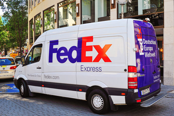 FedEx Express Lieferwagen