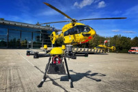 MediCargo Drohne und ADAC-Hubschrauber